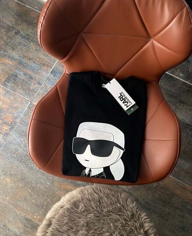 Karl Lagerfeld Tshirt