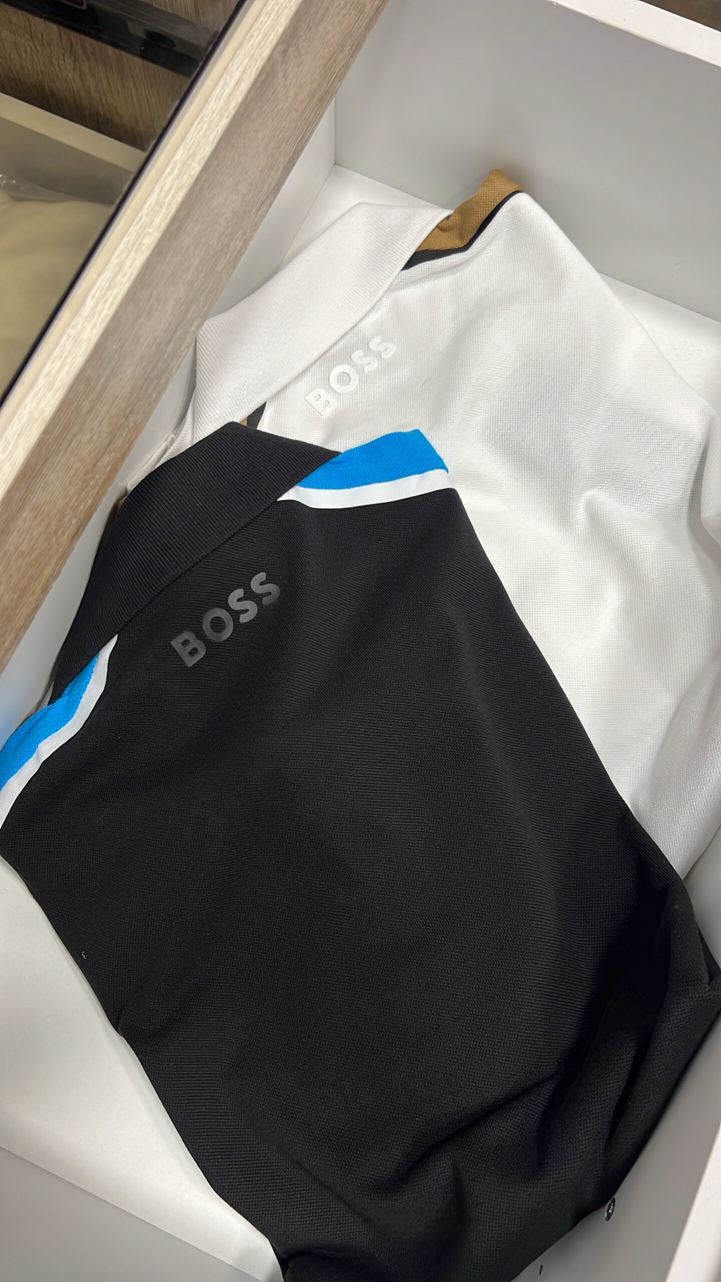 Hugo Boss Polo Tshirt - Image 3