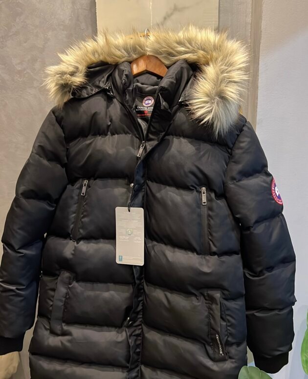 canada goose puffer jacket