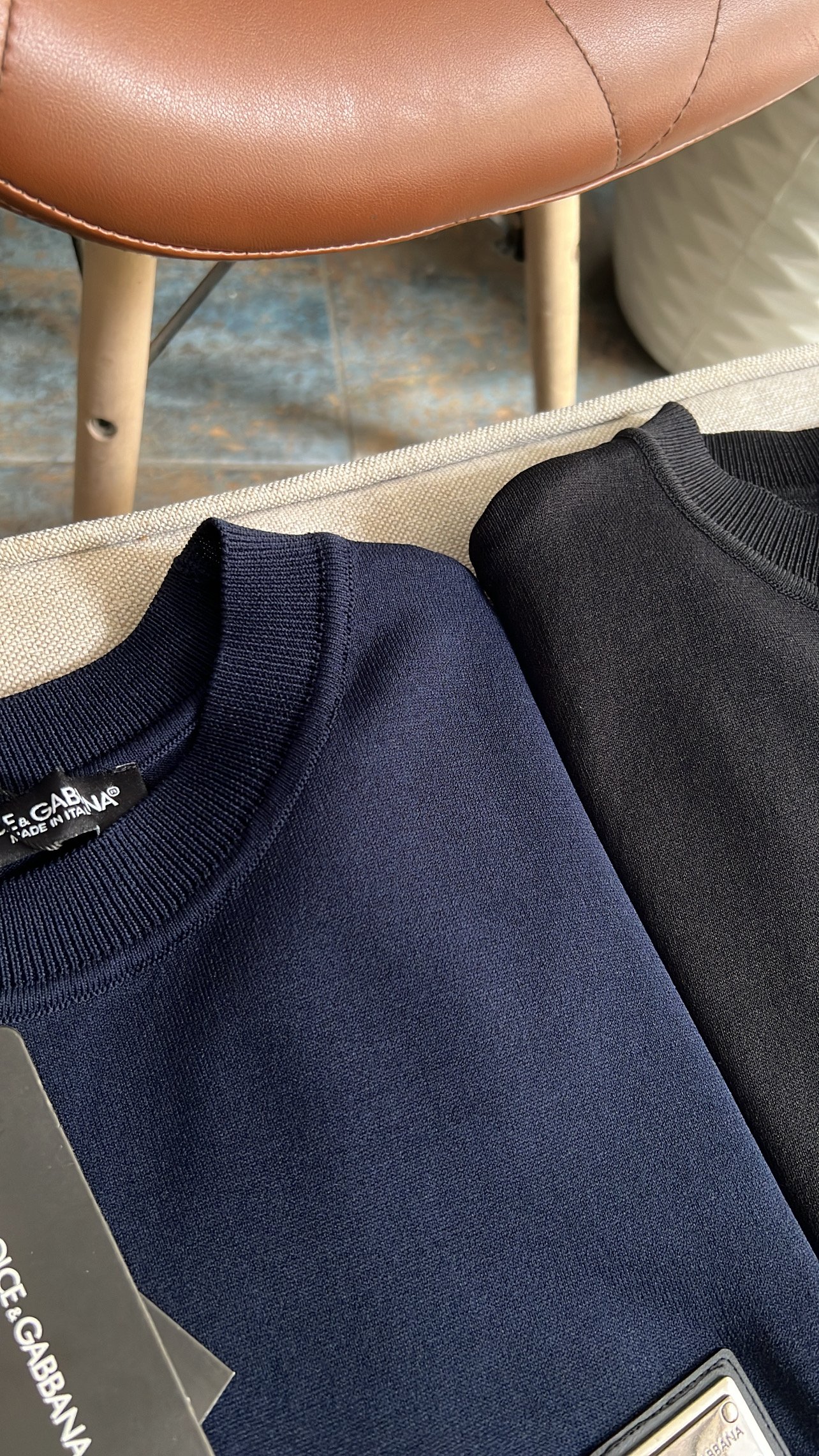 DOLCE & GABBANA Logo plaqué Knitted Round Tshirt - Image 2